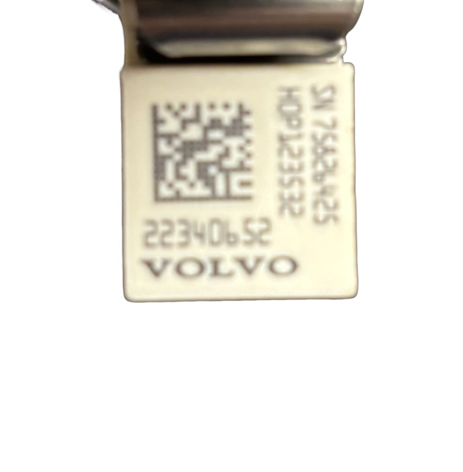 Volvo Industrial D13 Fuel Injector 22340652 BEBE4G15001 New Replacement